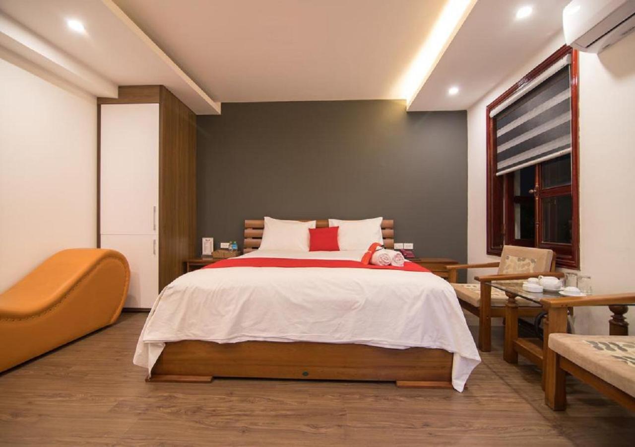 Queen'S Hotel Hanoi Bagian luar foto