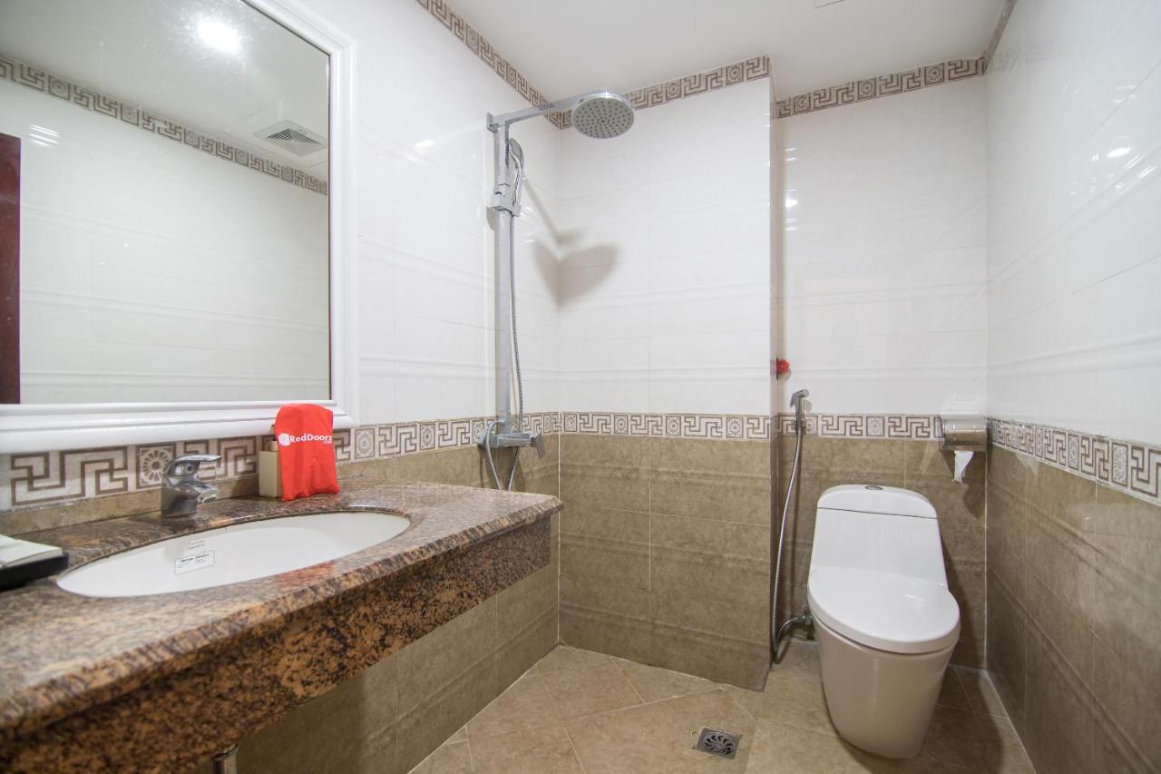 Queen'S Hotel Hanoi Bagian luar foto